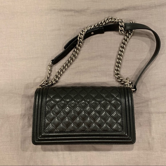 Chanel Boy Bag Old Medium Black Perforated Lambskin Leather Chrome Hardware - Picture 4 of 16